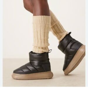 Pajar Black and Brown Winter Puffer Ankle Boots
